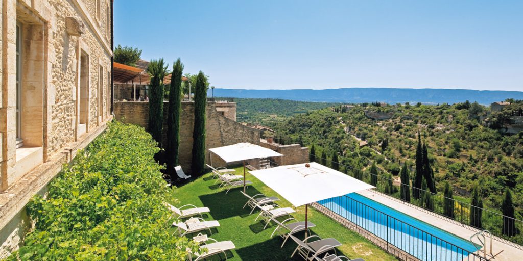 visuel-hotel-spa-luxe-provence-piscine-vue-luberon
